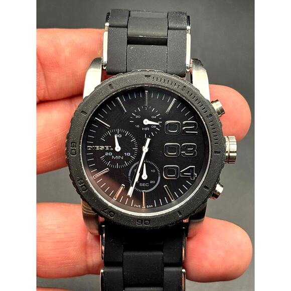Diesel DZ5320 Franchise Chronograph Black Silicone Stainless Steel Women\'s Watch